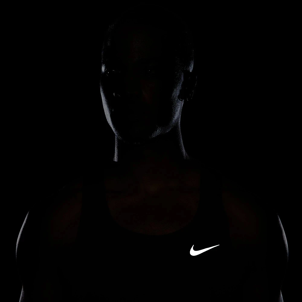 Men's Nike Dri-FIT Fast Singlet - Image 14