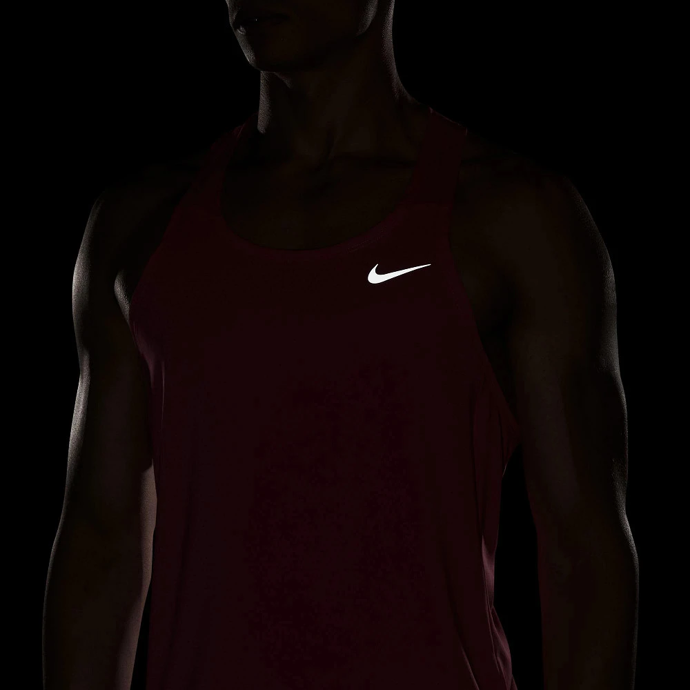 Men's Nike Dri-FIT Fast Singlet - Image 6